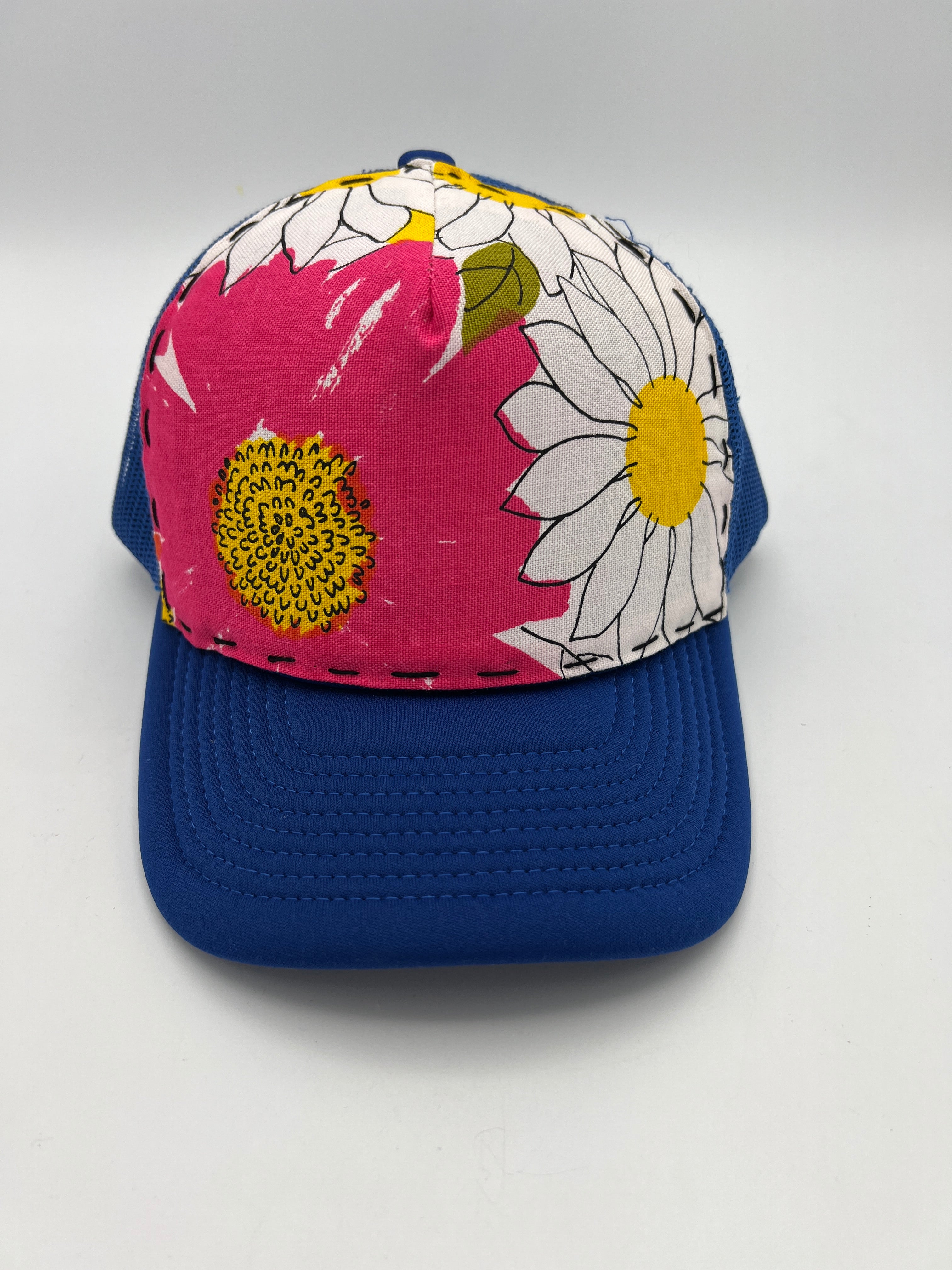 Bright Vintage daisy fabric trucker hat with curved brim