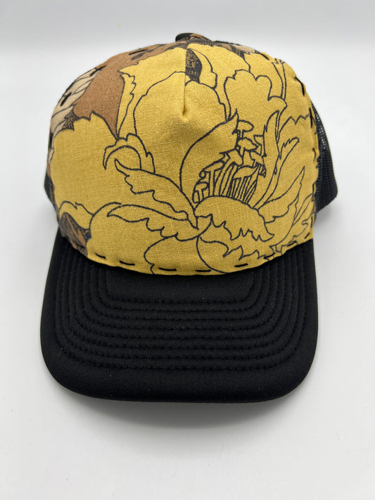 Vintage Aloha fabric-black curved brim trucker hat